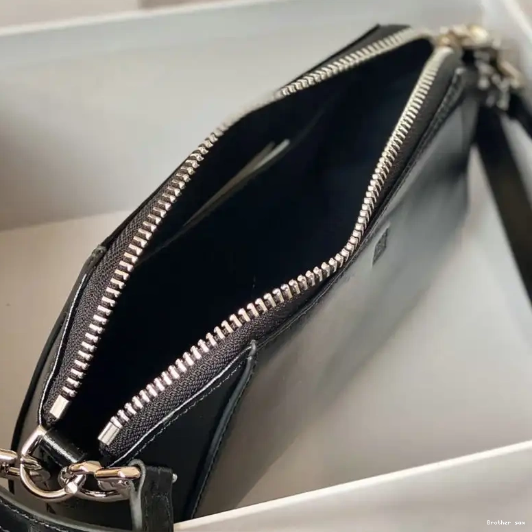 Brother sam Bag 2209SW0022 Givenchy 0630